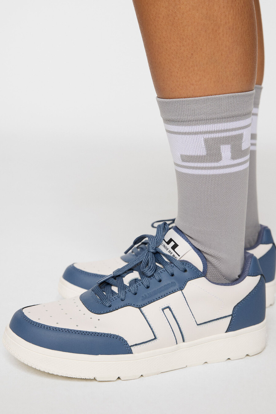 ace low-top golf sneaker w