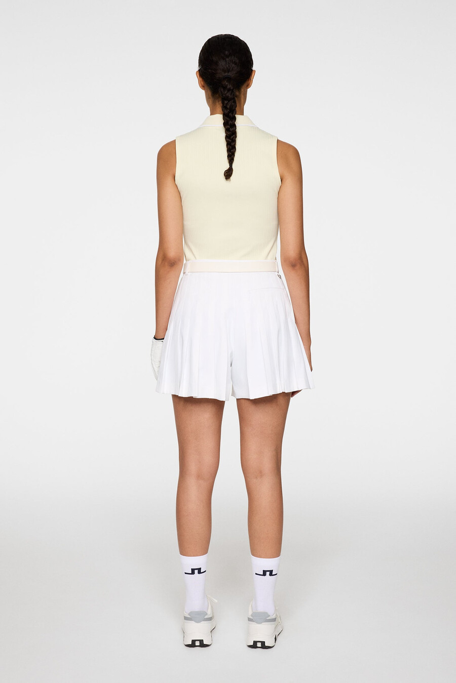 arella pleated shorts